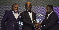 Prince Kofi Amoabeng (middle)