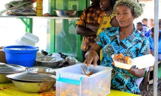 Voters complained of hunger and dizziness due to the long wait to cast their vote