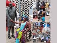 MCE of Tema, Felix Nii Anang-La with some beneficiaries