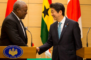 John Mahama With Shinzo Abe 