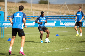 Mubarak Wakaso on the training field