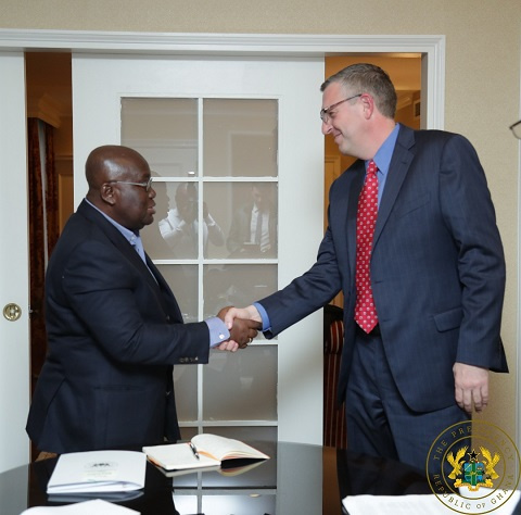 President Nana Akufo-Addo shaking hands with Jonathan Nash, MCC acting President