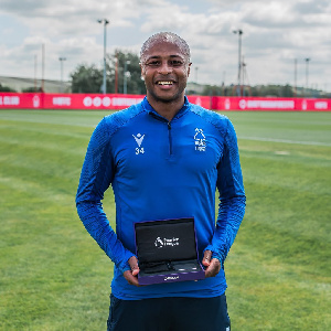 Andre Ayew 100 EPL Games Honour