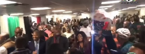 Mahama Mobbed In UK