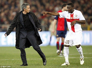 Mourinho and Muntari during their stint at Inter Milan