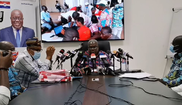 Peter Mac Manu addressing the media at the NPP headquarters