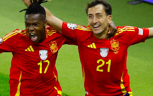 Oyarzabal (right) celebrating with Nico Williams (left) after scoring Spain's winning goal