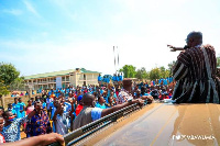 The students blocked the main road to the town