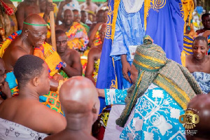 Otumfuo Osei Tutu II hosts other tribes in Manhyia