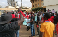 Unionised staff of TOR picketing at the work premises