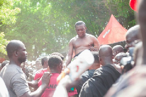 Okokyeredom Sakyi Ako II, Paramount Chief of Drobo