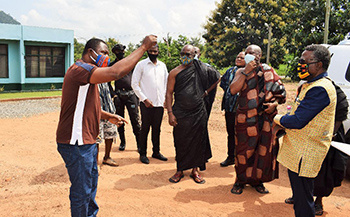 The DCE, Mr Apau trying to explain appoint to the chiefs who were about departing from the border po