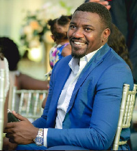 John Dumelo