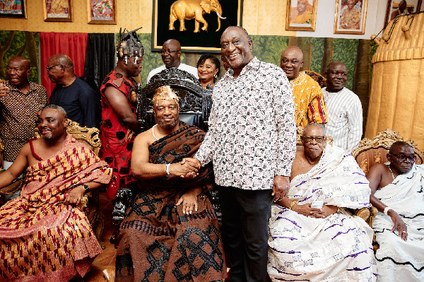 King Tackie Teiko Tsuru II, Ga Mantse (Left) and Alan Kwadwo Kerematen (Right)