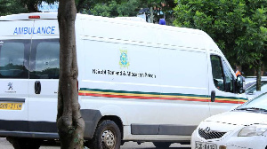 Robbers attacked the ambulance; the driver subsequently lost his life