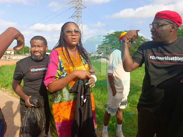 Yvonne Nelson arriving at the University of Ghana for the #DumsorMustStop Vigil