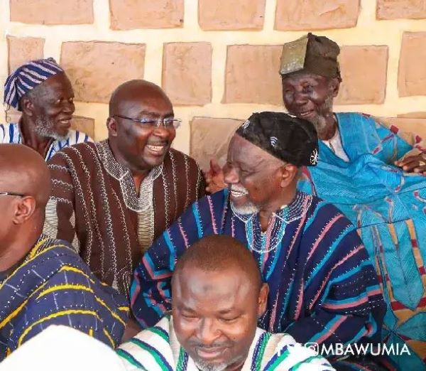 Dr Bawumia was in the palace of the Nayiri to formally inform him of his victory