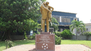 A statue symbolizing the May 9 disaster