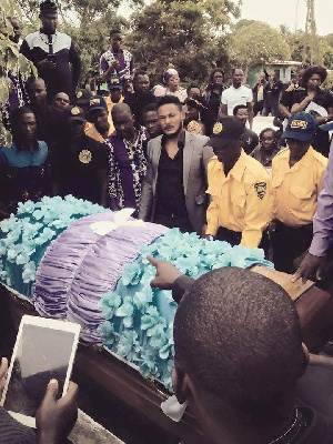 Frank Artus Father Dead