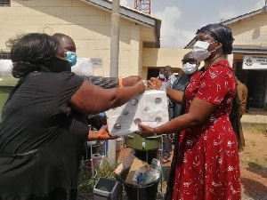 Ophelia Mensah Hayford making donation to Saltpond Government Hospital