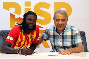 Emmanuel Adebayor Kayserispor.jpeg