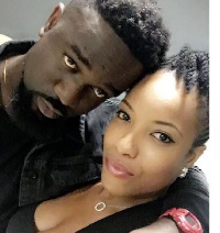 Sarkodie with Joselyn Dumas