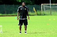 Sulley Muntari has training with Accra Hearts of Oak players