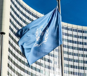 Un Flag Building 