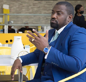 John Dumelo 4.png