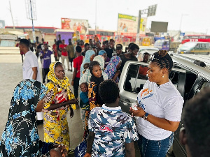 MiNaK Foundation Feed The Street exercise with Ms. Doreen Ackom