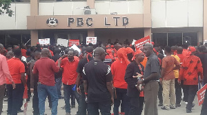 The workers are calling for the dismissal of the CEO of the cocoa purchasing company