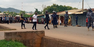 The irate youth smashed a PDS Nissan pick up and mounted roadblocks