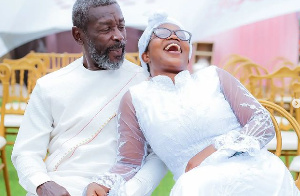 Mzbel resting her head on Prince Kofi Amoabeng's shoulders