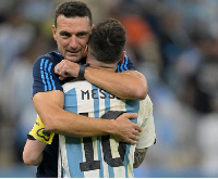 Lionel Scaloni and Lionel Messi