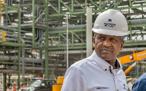 Aliko Dangote during a visit to the fertilizer plant in Lagos. PHOTO: ANDREW ESIEBO