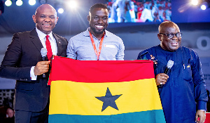 From (l-r), Mr Tony Elumelu, TEF beneficiary from Ghana, and President of Ghana