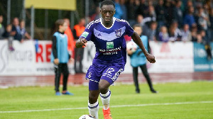 Ghanaian defender Dennis Appiah