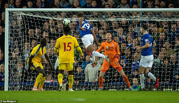 Jeffery Schlupp plays for Crystal Palace