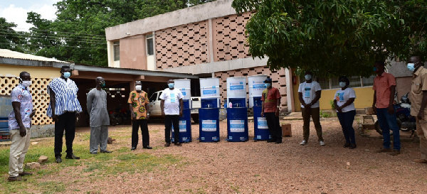 WaterAid Ghana, DFID UK) and Unilever have presented washing facilities to Local Assemblies