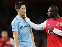 Nasri and Emmanuel Frimpong in a burst up