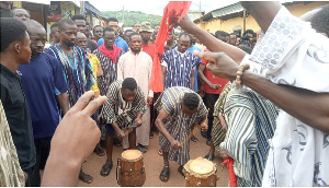 Residents of Nuaso protesting against military presence and installation of prepaid meters