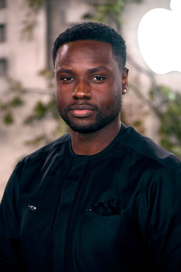 Dayo Okeniyi5546