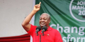 Mahama Pointing Up 750x375