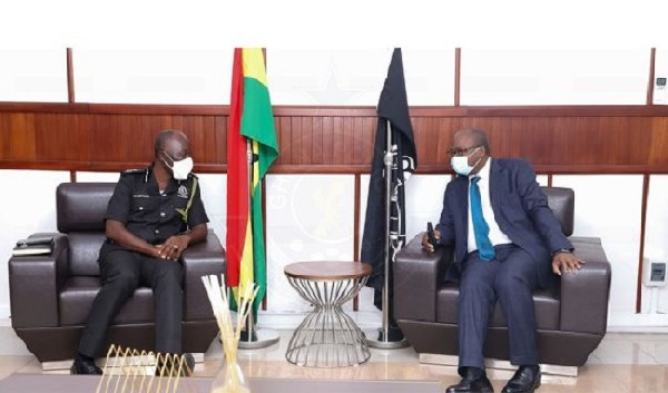 IGP Dampare speaks with BoG governor Addison