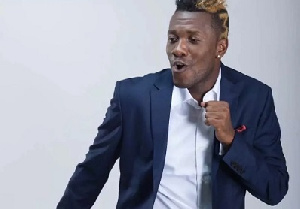 Asamoah Gyan, Black Stars striker