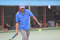 Andy Daniels in action for Tesano Tennis Club