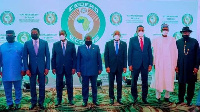 Shugabannin kungiyar kasashen yammacin Afurka ECOWAS bayan taron su a Ghana