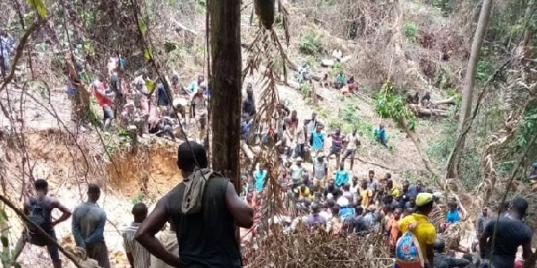 The locals and forest guards clashed with the national galamseyers galamseyers