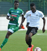 Shaka Mawuli Eklu (in green jersey).