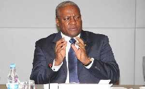 John Dramani Mahama France